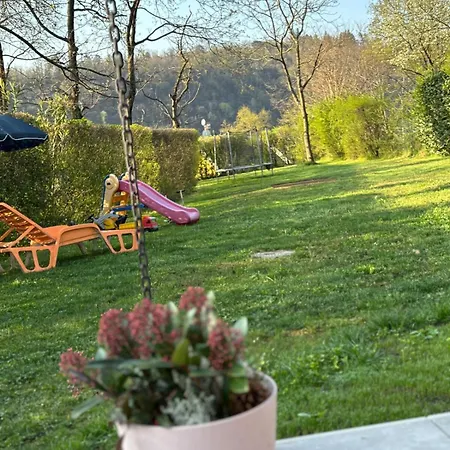 Apartment Con Giardino
